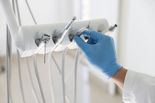 Professional Tooth Extraction technician working in Wilson, OK